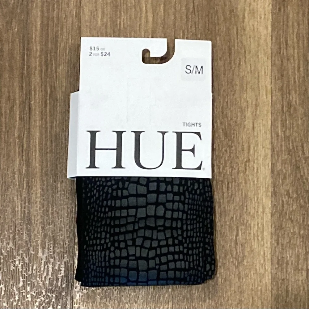 HUE Black Textured Croc-Print Tights Size S/M NWT